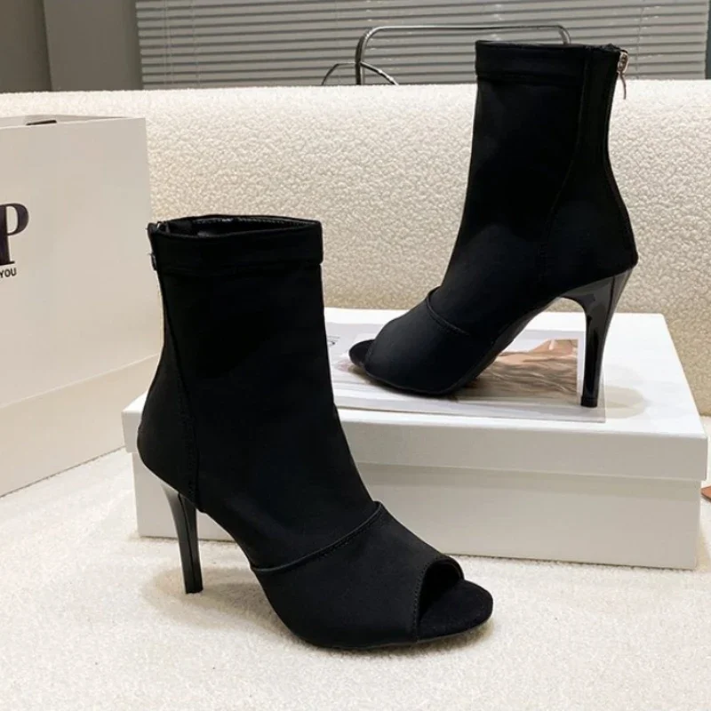 Sock Boot Women - 2025女性社交ラテンダンスシューズ黒ソフト底バチャータサルサダンスサンダル薄いヒール靴下ブーツ