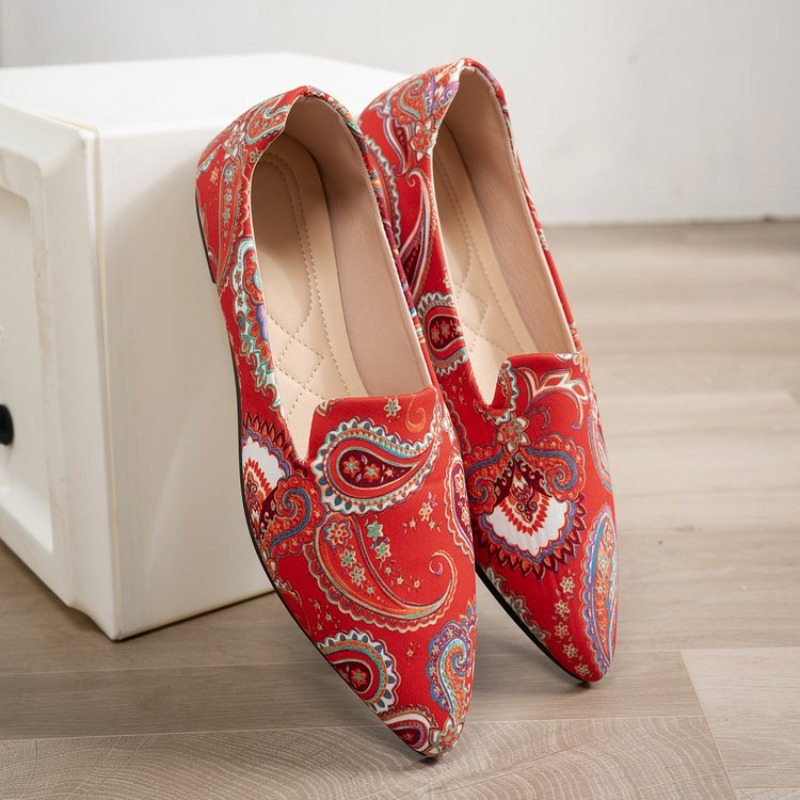 Women'S Shoes Clogs - 新しい秋の婦人靴カジュアルでファッショナブルなポインテッドトゥフラット婦人靴浅い開口部カラフルなシングルシューズ大きいサイズ