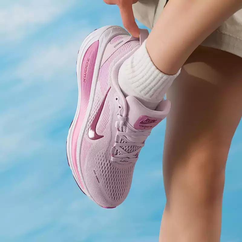 ナイキ レディースシューズ オリジナル 軽量 通気性 フィッ - Women Shoes Running Nike のレビューと価格