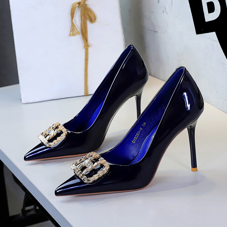 BIGTREE エレガントなポインテッドトゥハイヒール、細い - Court Heel Pointed のレビューと価格