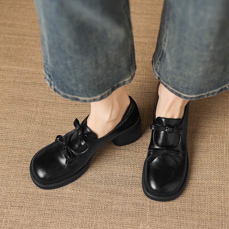 Krazing Pot マイクロファイバーラウンドトゥ厚いヒ - Oxford Lace Up Women のレビューと価格