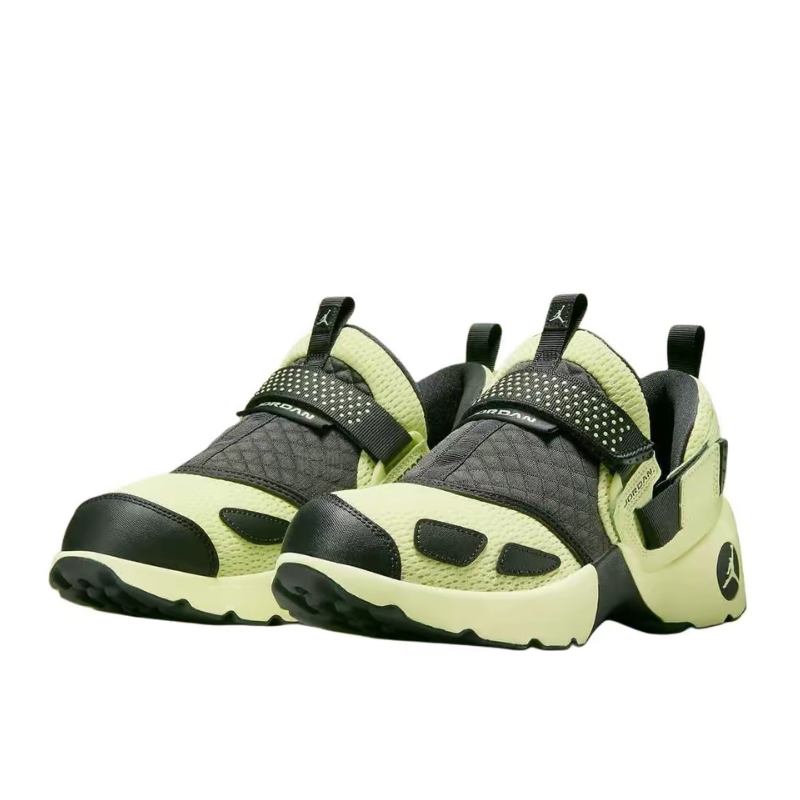 ナイキ エア ジョーダン トランナー LX レディース 滑り - Women'S Shoes Nike Jordan のレビューと価格