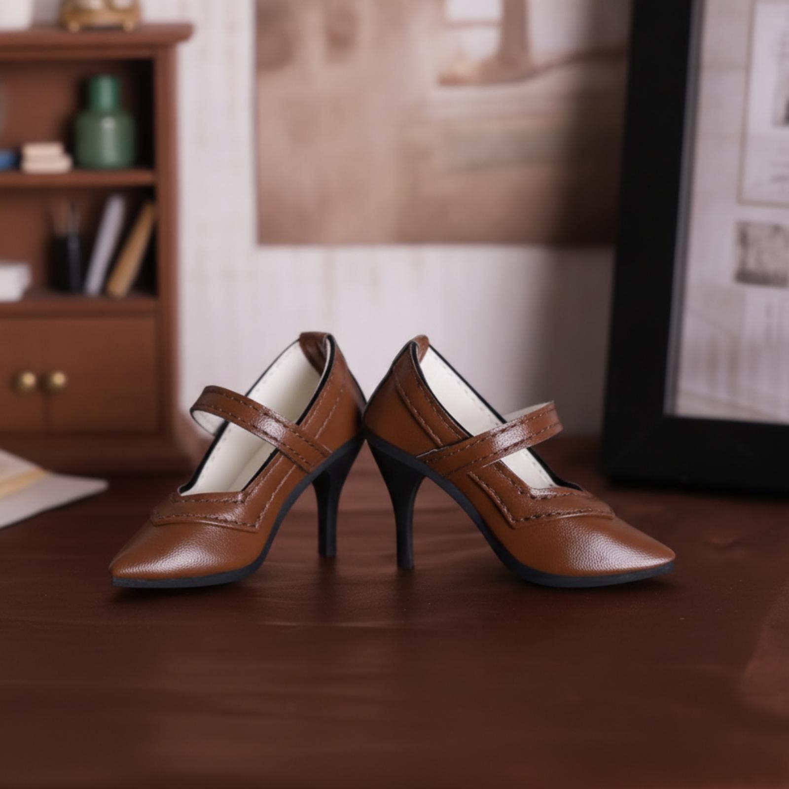 ミニチュアファッションドール用、つま先が尖ったレジン製のフォ - Court Heel Pointed のレビューと価格