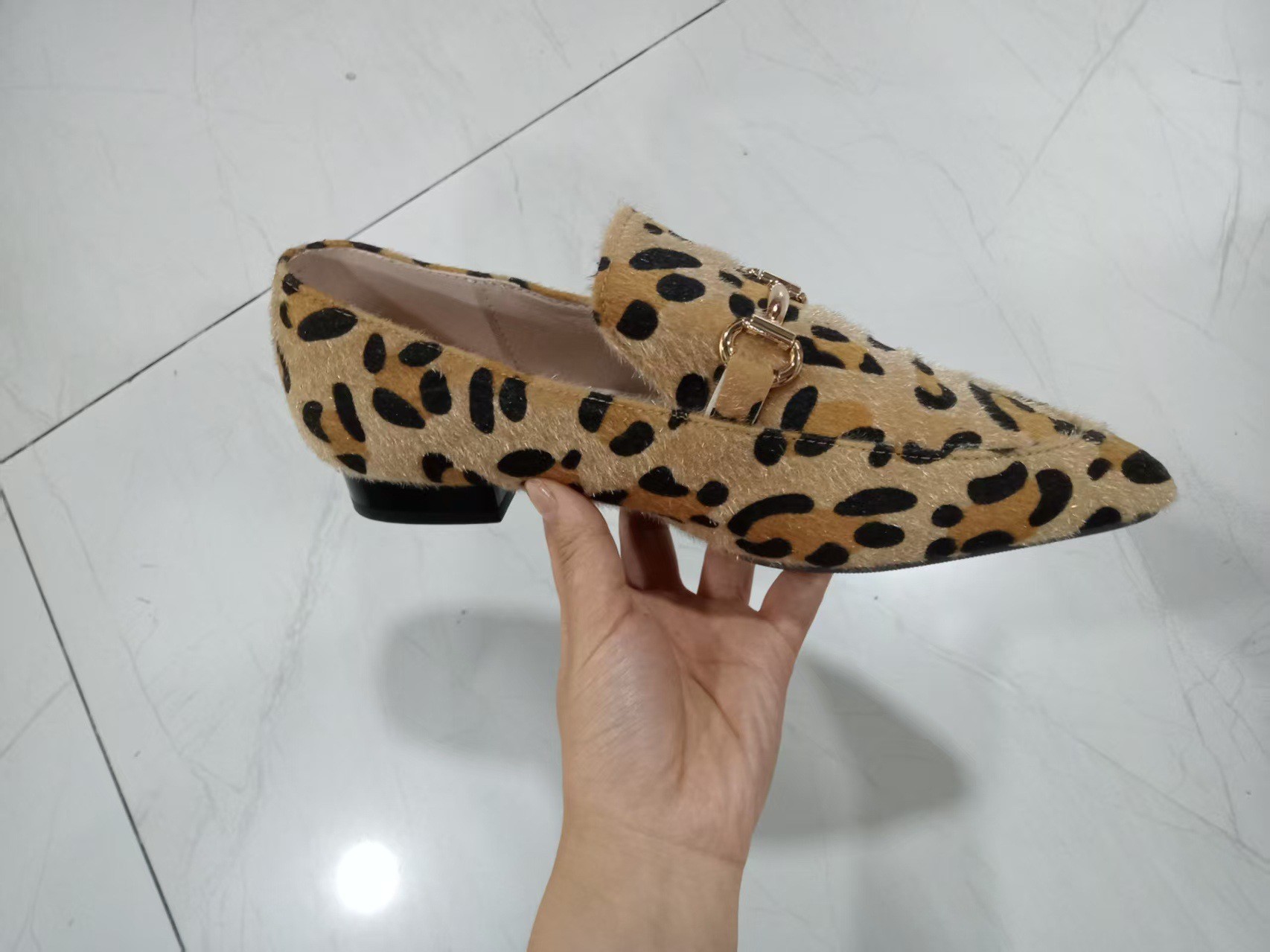 大きいサイズ40-43 レオパード柄レディースシューズ、20 - Mule Slip On のレビューと価格