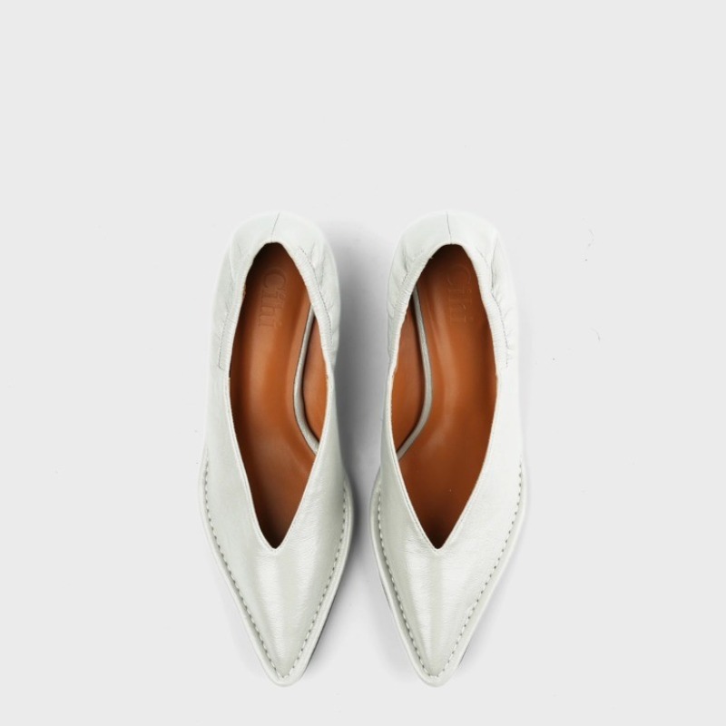 2025年新作 ポインテッドトゥ シングルシューズ レディー - Mule Slip On のレビューと価格