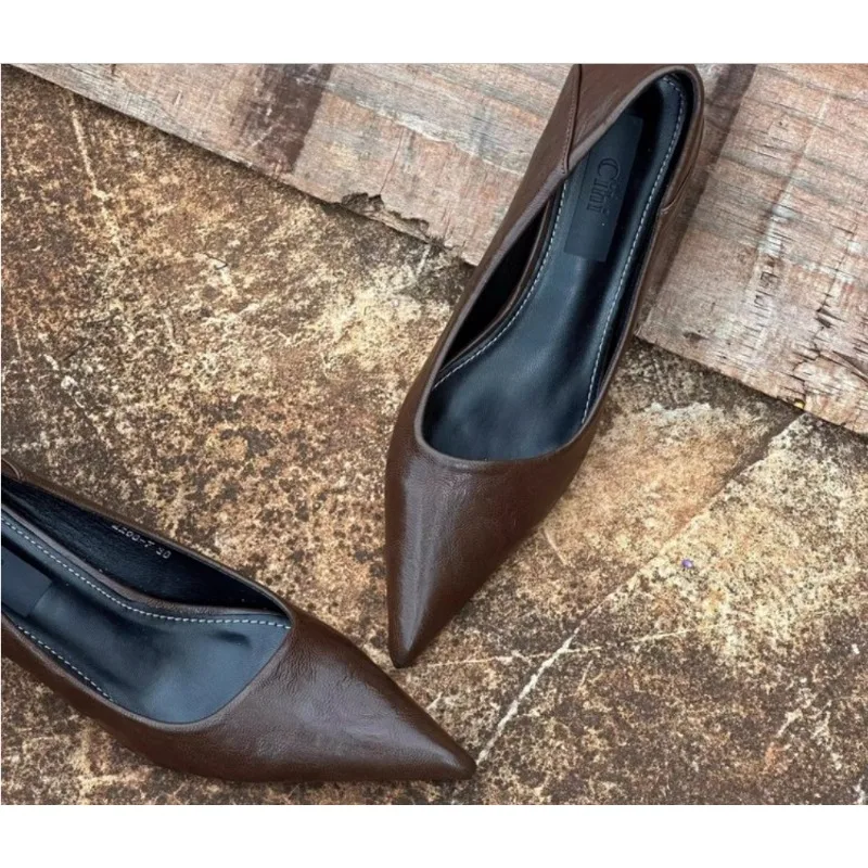 2024 女性のセクシーなハイヒールバーガンディヌードパンプ - Women'S Shoes Quality のレビューと価格