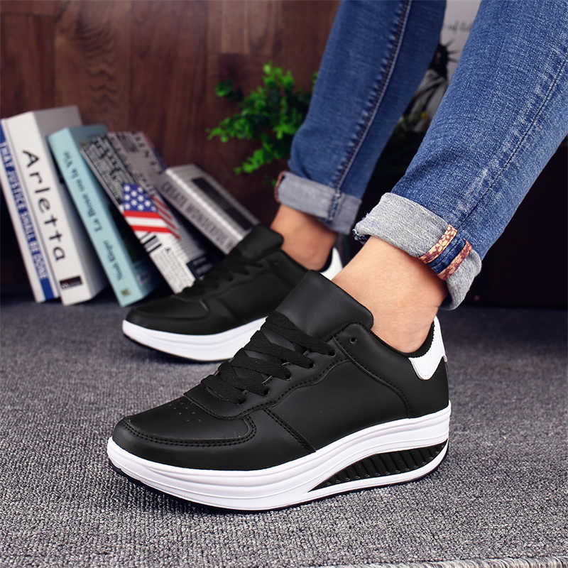 合成皮革エコレザーワイドフィットヒールオックスフォードハイプ - Oxford Lace Up Women のレビューと価格